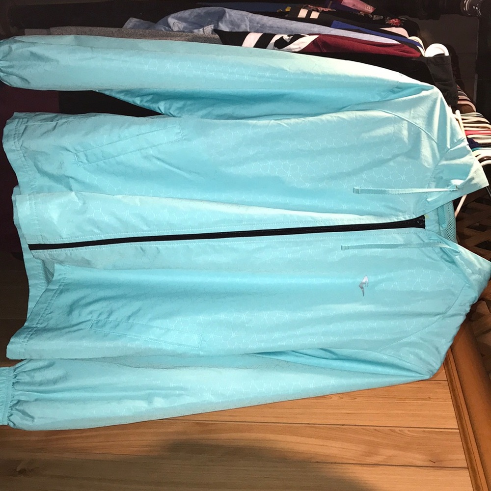 Hooded mint wind breaker
